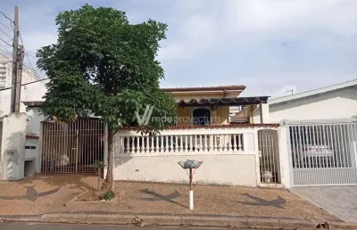 Casa com 3 quartos à venda na rua mário de sampaio ferraz, 376, jardim aurélia, campinas, 215 m2 por r$ 650.000