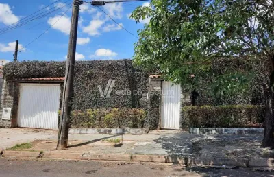 Casa com 3 quartos à venda na rua luís paolieri, 278, parque são quirino, campinas, 195 m2 por r$ 700.000