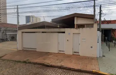 Casa comercial com 5 salas para alugar no Centro, Araraquara 
