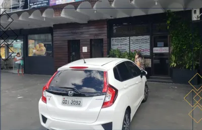 Disponível para aluguel, sala comercial na pedreira.