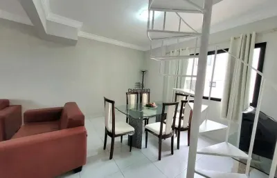 Cobertura duplex com 3 quartos, à venda em guarapari na enseada azul.