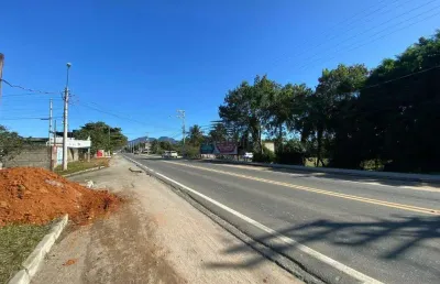 Lote com 6.100 m² na beira da pista em santa mônica a venda em guarapari/es.