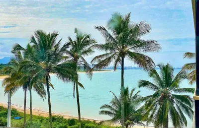 Apartamento com 4 quartos na praia da peracanga, à venda na enseada azul, em guarapari.