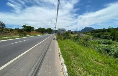 Lote com 1.973 m² na beira da rodovia na entrada de guarapari/es.