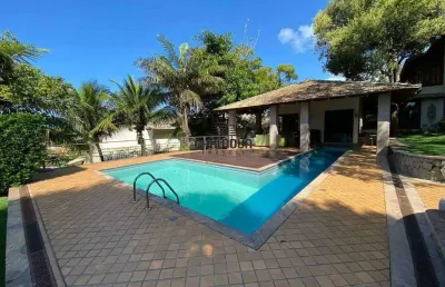 Linda casa à venda no luxuoso condomínio aldeia da praia