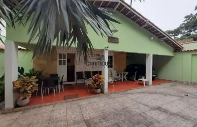 Casa à venda de 3 quartos na praia de setiba em guarapari
