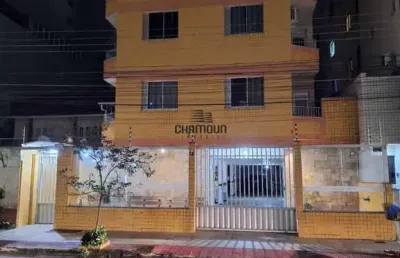 2 quartos primeiro andar com área externa a venda na praia do morro