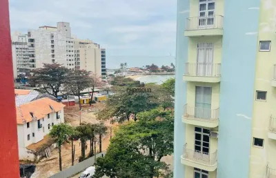 Apartamento de 2 quartos, a 50m da praia da areia preta , com vaga de garagem,
