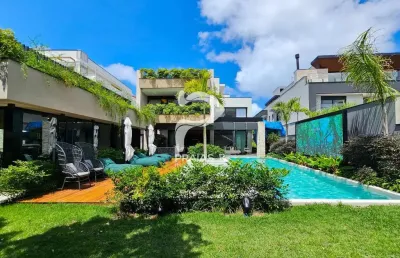Casa em condomínio fechado com 7 quartos à venda na rua passeio isabela, --, riviera, bertioga por r$ 27.000.000