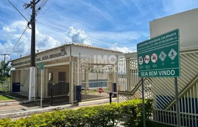 Casa em condomínio fechado com 3 quartos à venda no Recanto das Emas, Brasília 