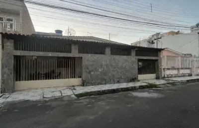 Casa com 5 quartos à venda na Rua Soldado Petrônio José dos Santos, 828, Luzia, Aracaju
