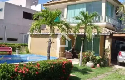 Casa à venda com 3 quartos no condomínio melicio machado