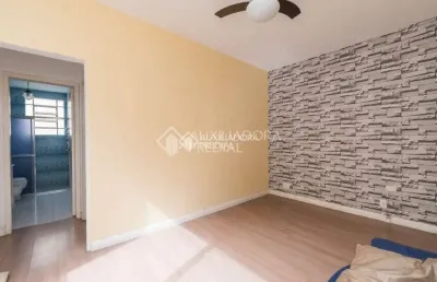 Apartamento com 2 quartos à venda na rua comendador azevedo, 185, floresta, porto alegre, 66 m2 por r$ 260.000