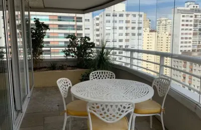 Apartamento 196m², 3 suítes, varanda, sala (estar/jantar), cozinha, área de serviços, depósito, 2 vagas, mobiliado para locação no paraíso.
