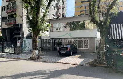 Casa com 4 quartos para alugar na Rua Eloy Fernandes, Boqueirão, Santos