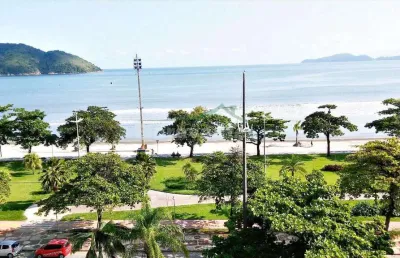Excelente apartamento- santos- frente mar e lazer na aparecida