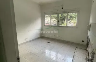 Casa comercial para alugar na Praça dos Andradas, Centro, Santos