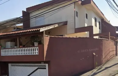 Lindo sobrado jardim las vegas. com fácil acesso a são bernardo do campo