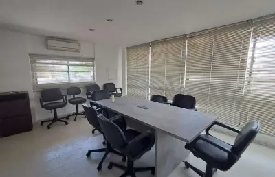 Sala comercial para alugar na Rua Nobre de Lacerda, 246, Madalena, Recife