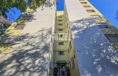 Apartamento com 2 quartos para alugar na Rua Três de Outubro, 1133, Pátria Nova, Novo Hamburgo