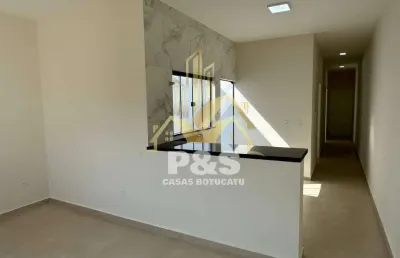 Casa com 3 dormitórios, sendo um suíte, todos com jardim de inverno.