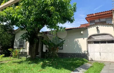 Casa com 3 quartos à venda em vila santa cecília - rj