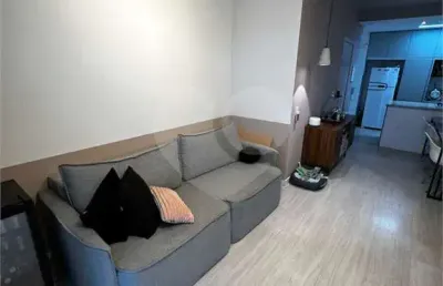 Apartamento com 3 quartos à venda na Trinta E Cinco, Sessenta, Volta Redonda
