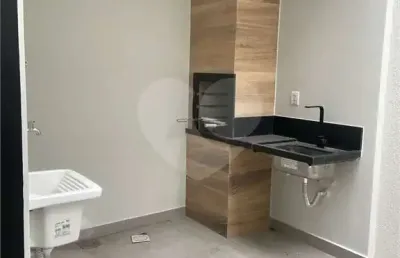 Casa com 3 quartos à venda na Vereador José Marques Simões, Jardim Amália, Volta Redonda