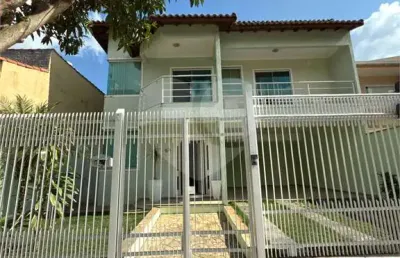Casa com 4 quartos à venda em jardim belvedere - rj