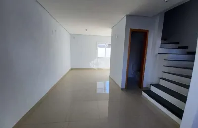 Sobrado pronto para morar com 74,00m² 2 suítes e 2 vagas bairro fátima