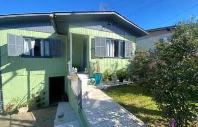 Casa com 3 quartos à venda na Farroupilha, 286, Goiás, Santa Cruz do Sul