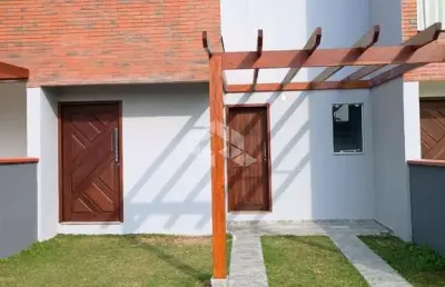 Casas geminadas com 3 quartos, sendo 1 suíte, a venda em condomínio fechado no itaum