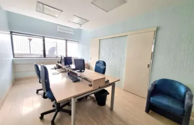 Sala comercial com vaga  47m² privativos av cristóvão colombo bairro floresta