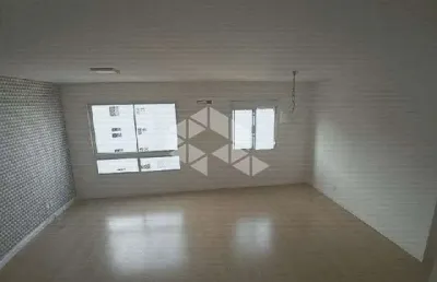 Apartamento semimobiliado 76m², 2 dormitórios,  01 suíte, sala e cozinha integrados e churrasqueira