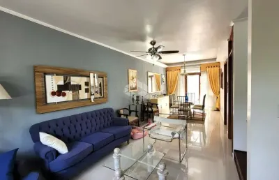 Casa tipo sobrado, 3 dormitórios sendo 1 suíte, com 2 vagas