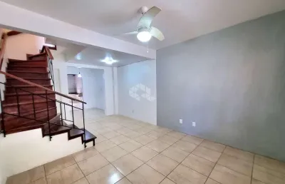 Casa em condomínio 2 dormitórios bairro rio branco canoas com 2 vagas
