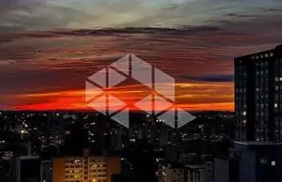 Flat mobiliado à venda no bairro centro, caxias do sul