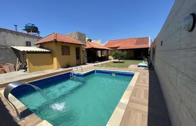 Casa a venda no jardim dos lagos, guaiba, 2 dormitórios, jardim, quiosque, piscina e poço artesiano