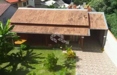 Casa 2 dormitórios no bairro santinho - florianópolis/sc