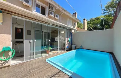 Casa em condomínio 3 quartos e 2 vagas de garagem no bairro nonoai