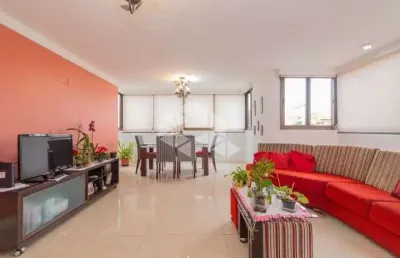 Apartamento garden passo da areia 1 suite, 2 dorm. 2 vagas cobertas e escrituradas.