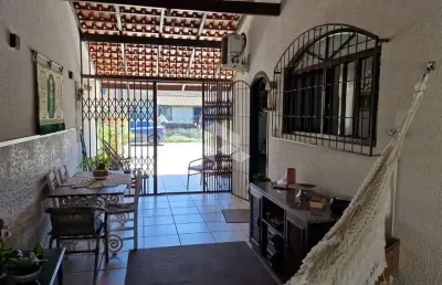 Casa com 3 quartos/dormitórios no bairro itacolomi, em balneário piçarras- sc