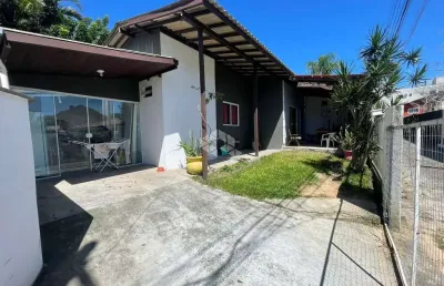 Casa com 2 quartos à venda na Servidão Dercidio Manoel Sagáz, 77, Ingleses do Rio Vermelho, Florianópolis