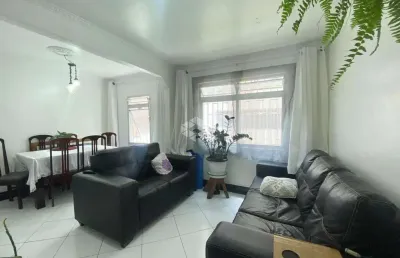 Apartamento à venda com 2 quartos e 1 vaga de garagem no bairro barreiros em são josé/sc