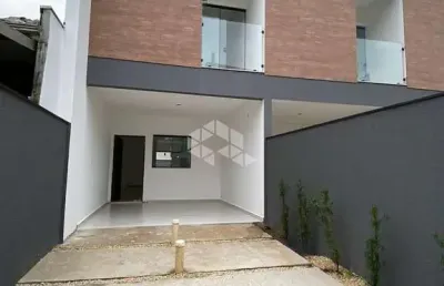Casa com 3 quartos à venda na Rua Treze de Maio, 78, Iririú, Joinville