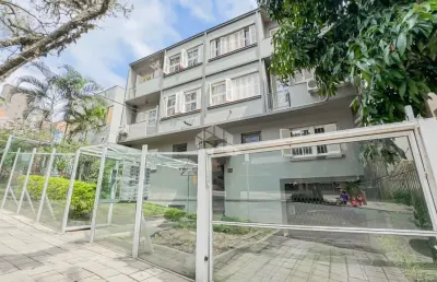 Apartamento 03 dormitórios, vaga para 2 carros, em frente ao juvenil.