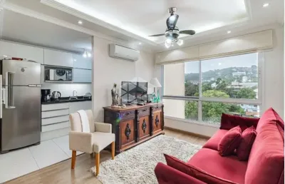 Belo  apartamento, com 2 dormitórios, 2 vagas no centrinho do bairro tristeza