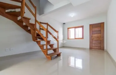 Casa/sobrado 3 dormitórios, 02 suítes, no bairro guarujá em porto alegre