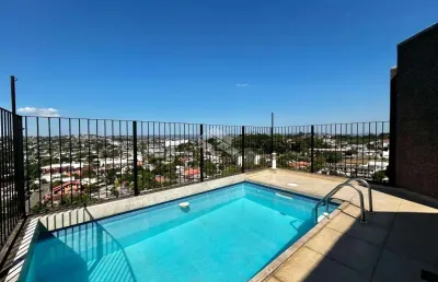 Cobertura duplex semimobiliada, 3 dorm., (um é suite), 173m², piscina, sacada, churrasqueira, bairro 2 vagas de garagem, hamburgo velho