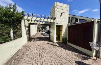 Duplex de 2 quartos e garagem em condominio em tramandai